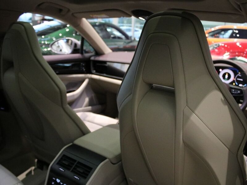 More views of Porsche Panamera