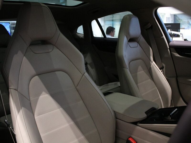 More views of Porsche Panamera