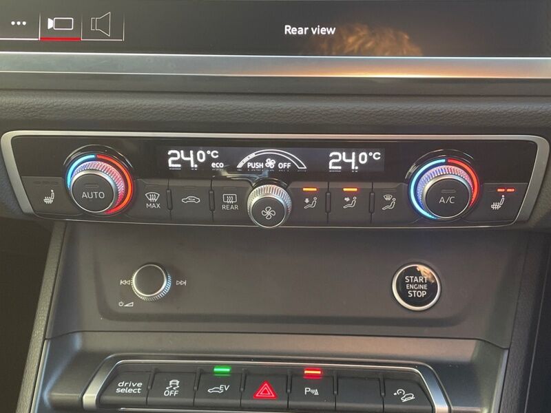 More views of Audi Q3