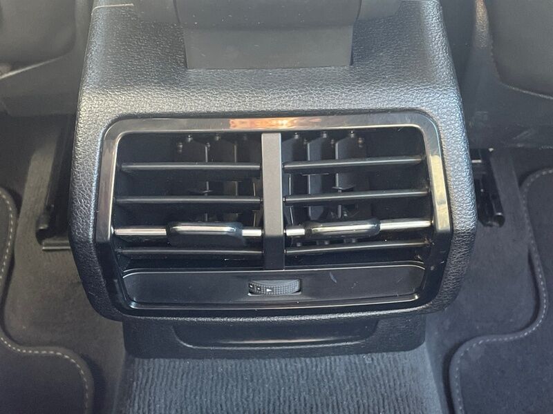 More views of Audi Q3