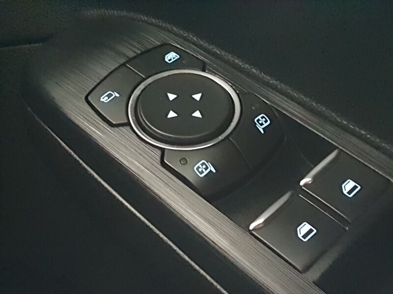 More views of Ford Kuga