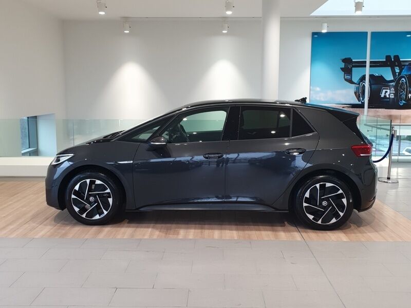 More views of Volkswagen ID.3