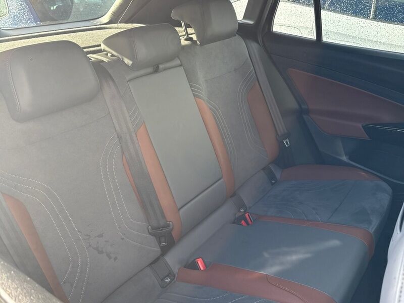 More views of Volkswagen ID.4