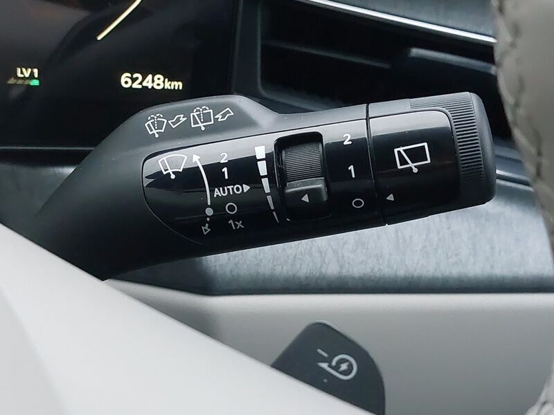 More views of Kia EV9