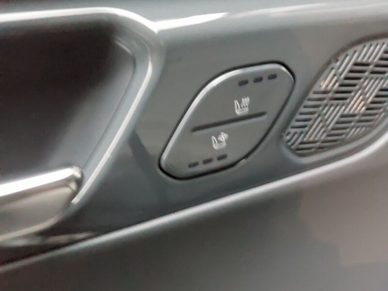 More views of Kia EV9