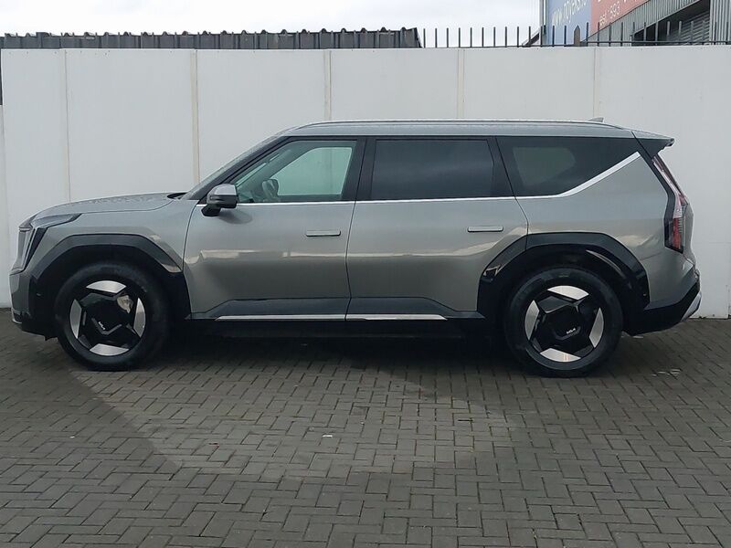 More views of Kia EV9