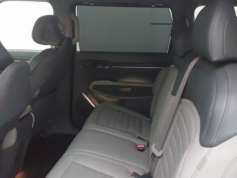 More views of Kia EV9