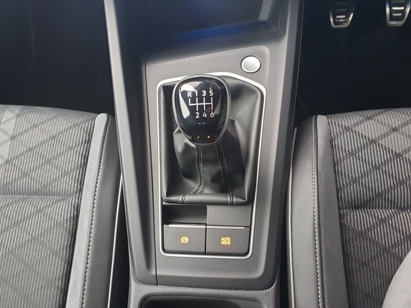 More views of Volkswagen Golf