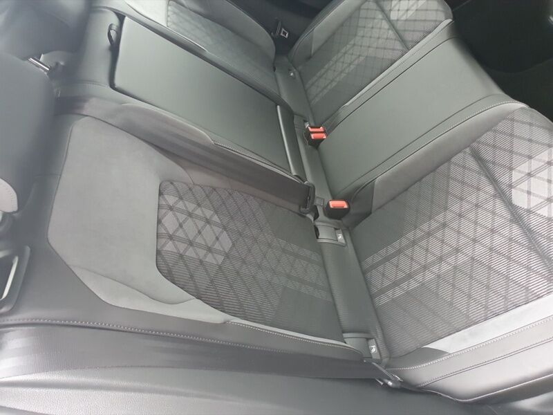 More views of Volkswagen Golf