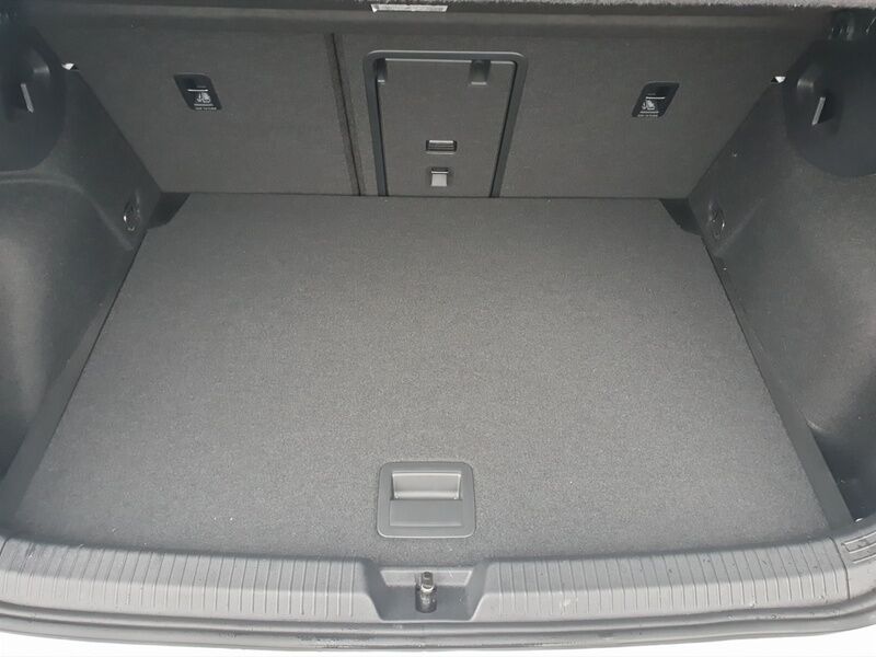 More views of Volkswagen Golf