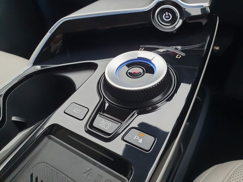 More views of Kia EV6