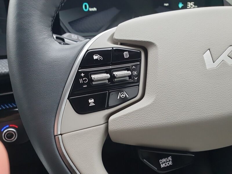 More views of Kia EV6