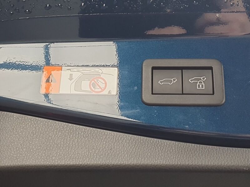 More views of Toyota C-HR