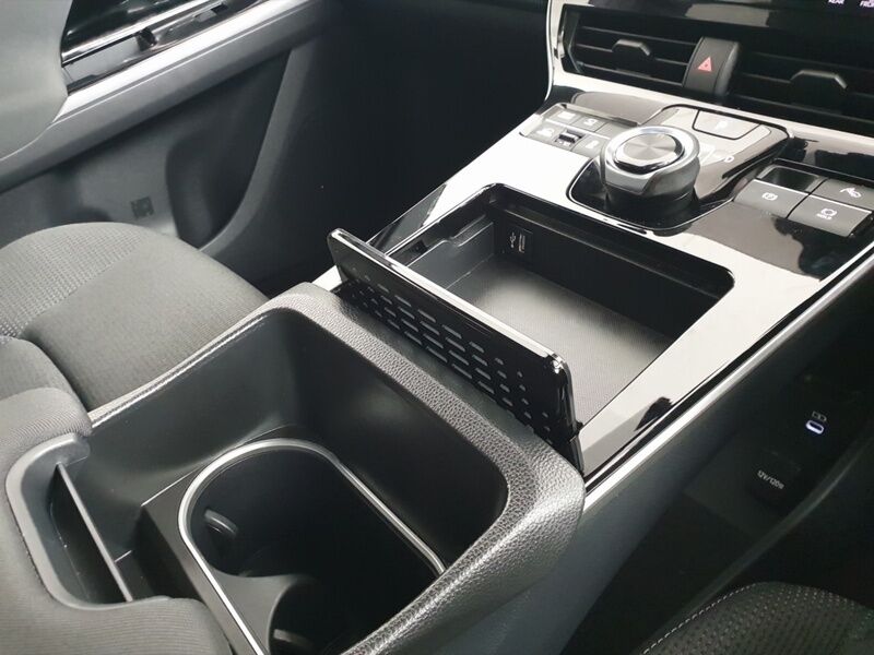 More views of Subaru Solterra