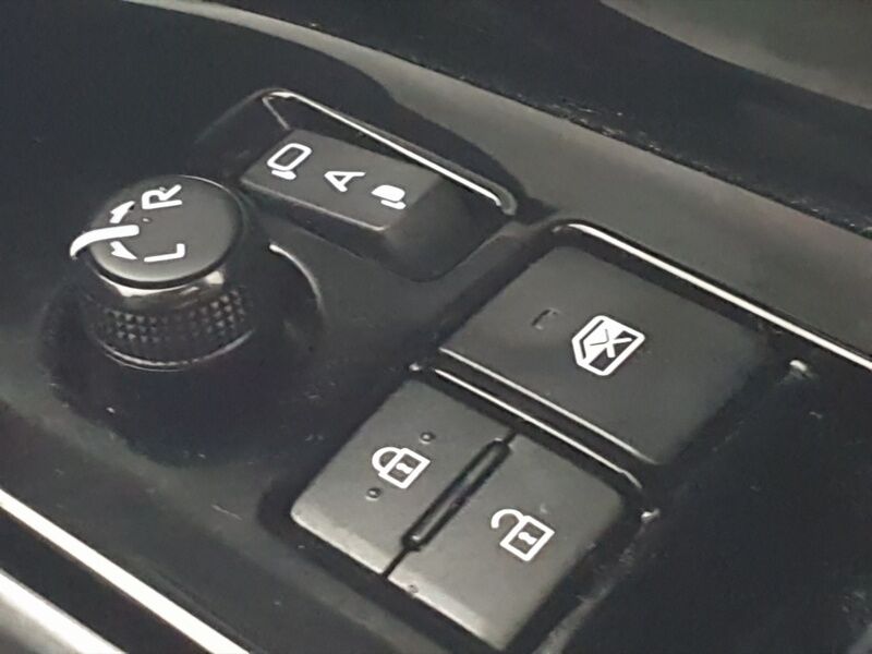 More views of Subaru Solterra