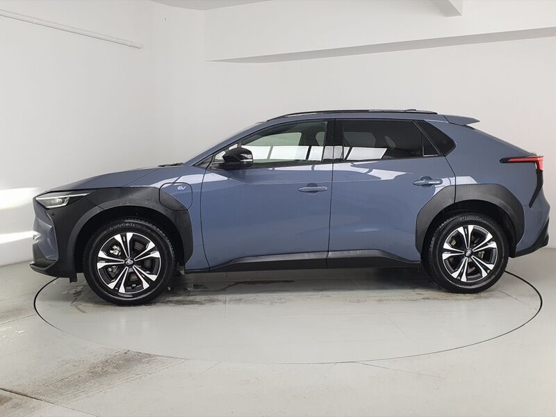 More views of Subaru Solterra