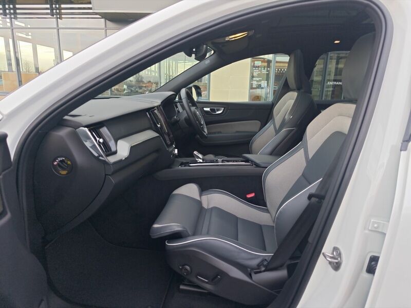 More views of Volvo XC60