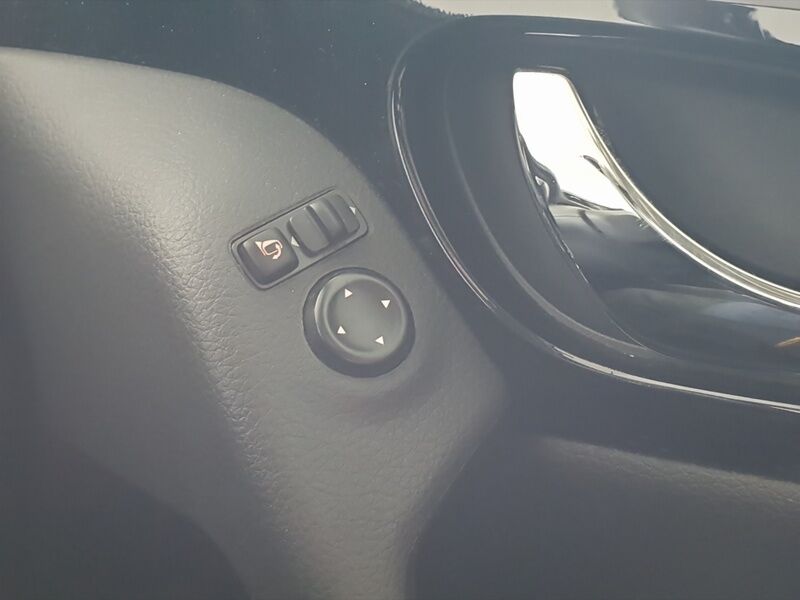 More views of Nissan Qashqai