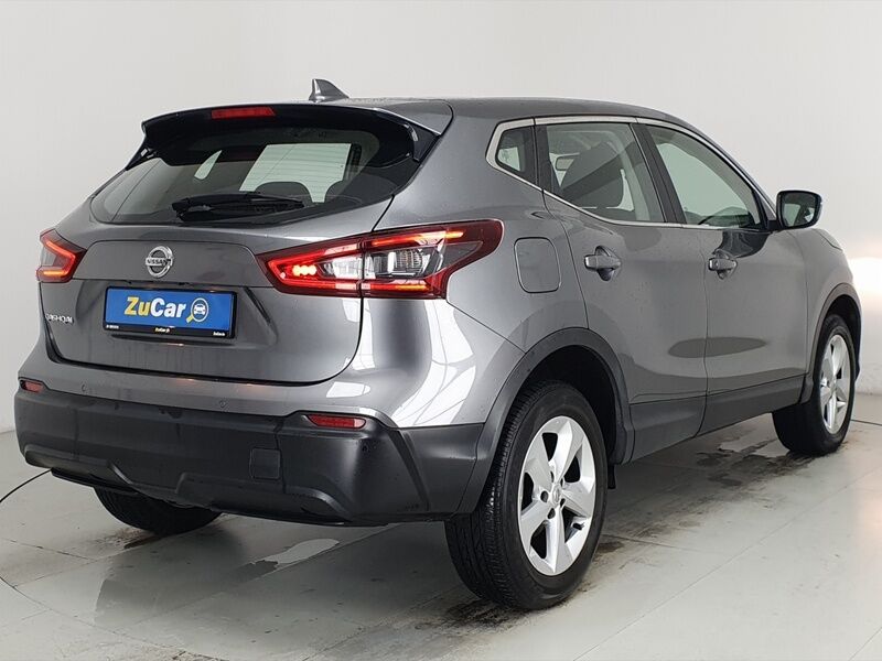 More views of Nissan Qashqai