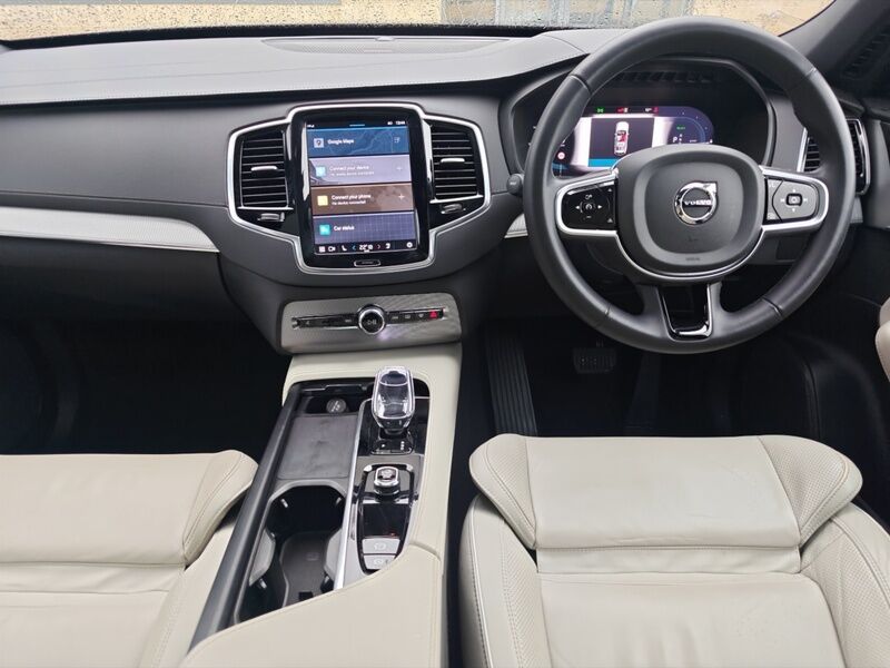 More views of Volvo XC90