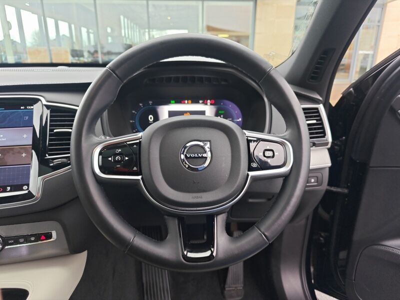 More views of Volvo XC90