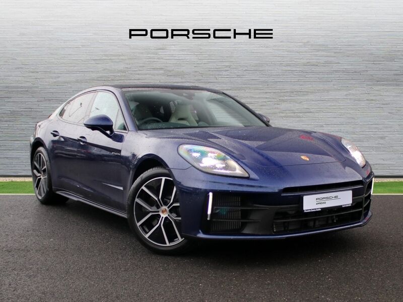 More views of Porsche Panamera