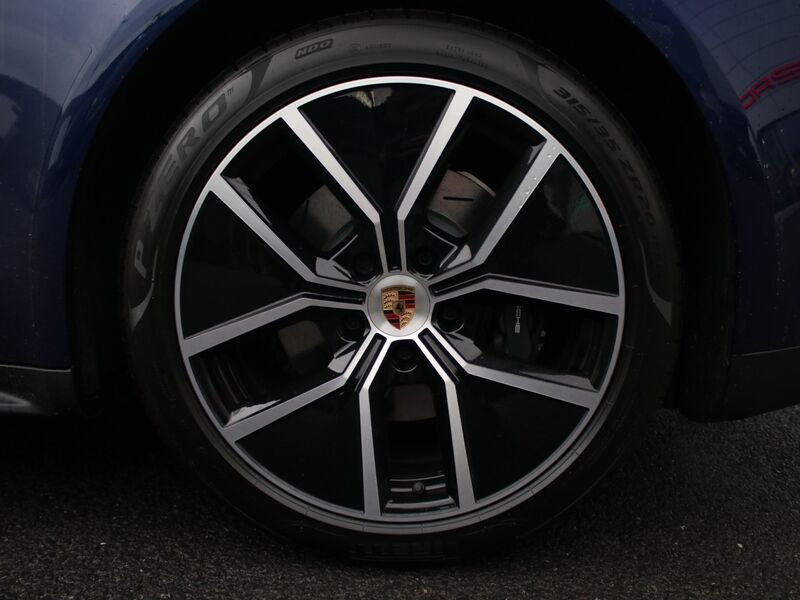 More views of Porsche Panamera