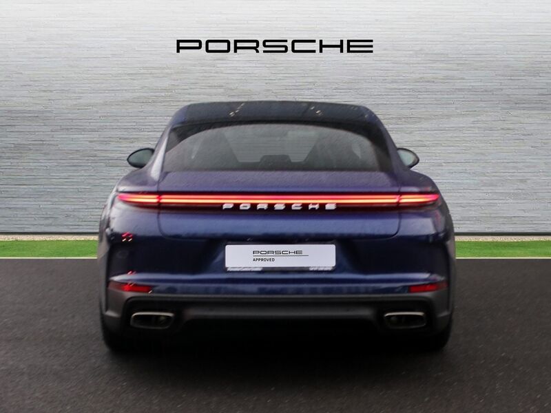 More views of Porsche Panamera