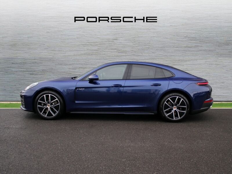 More views of Porsche Panamera