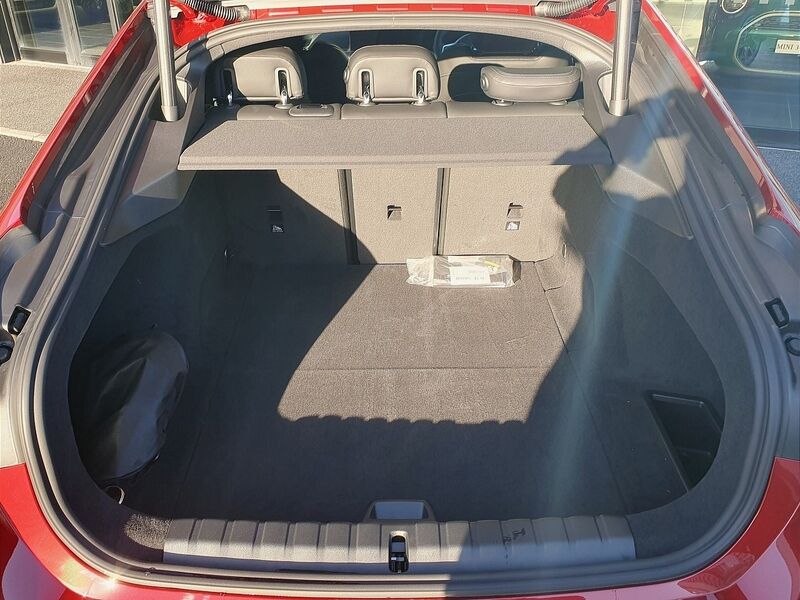 More views of BMW i4