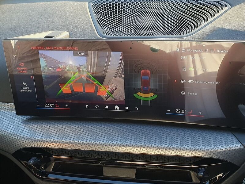 More views of BMW i4