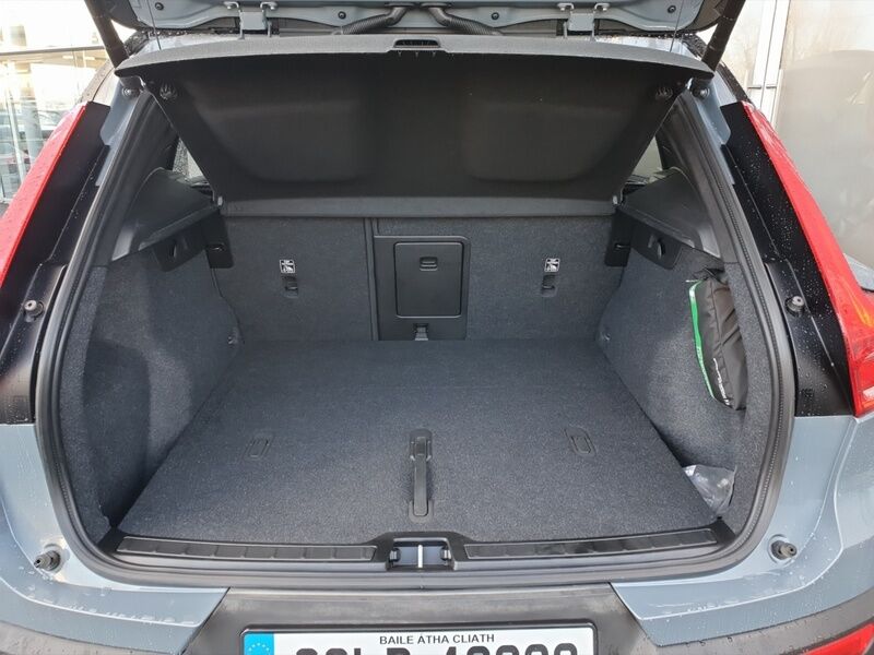 More views of Volvo XC40