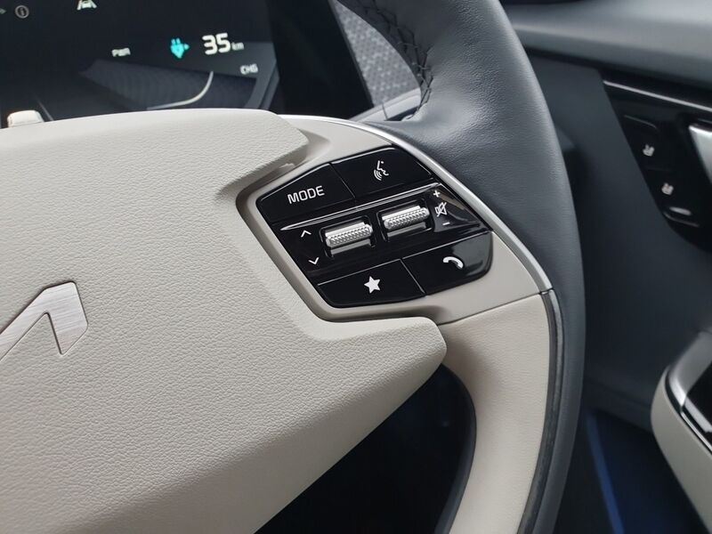 More views of Kia EV6