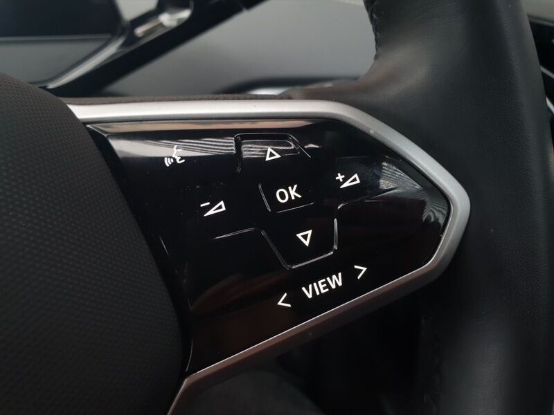 More views of Volkswagen ID.4