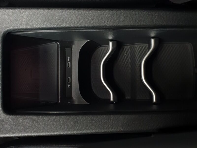 More views of Volkswagen ID.4