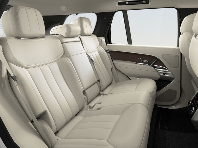 More views of Land Rover Range Rover