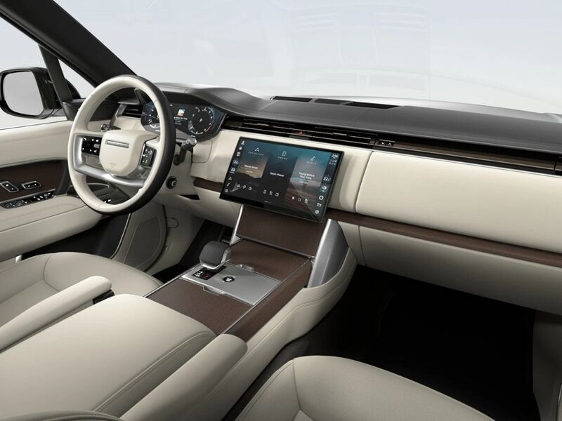 More views of Land Rover Range Rover