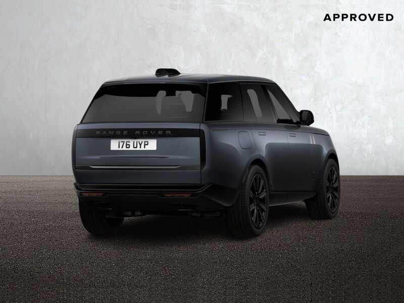 More views of Land Rover Range Rover