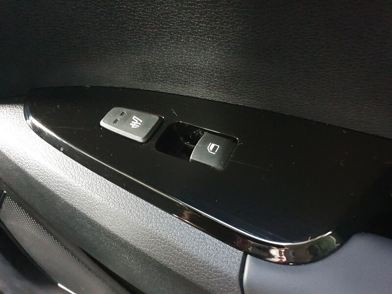 More views of Kia Sportage