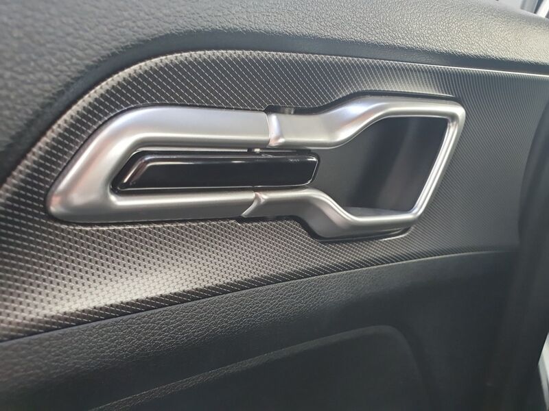 More views of Kia Sportage