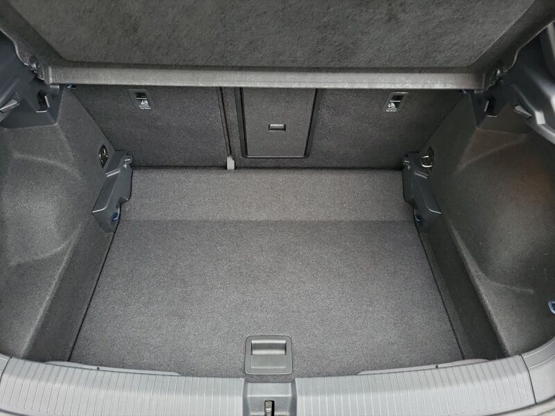 More views of Volkswagen T-Roc