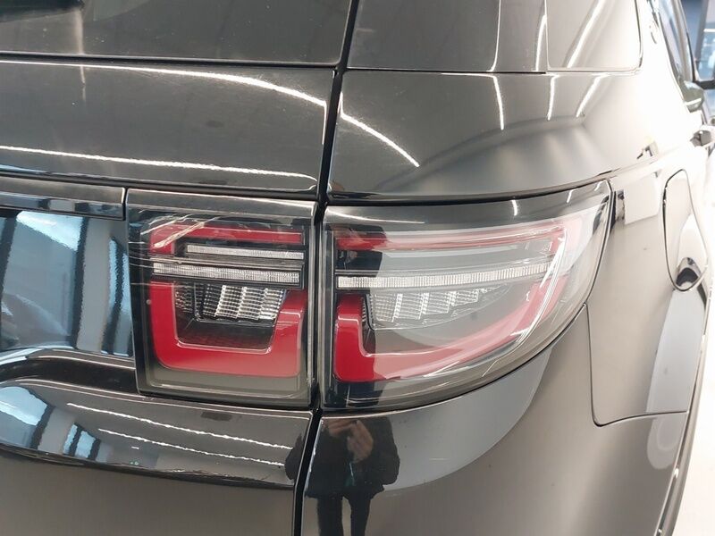 More views of Land Rover Discovery Sport