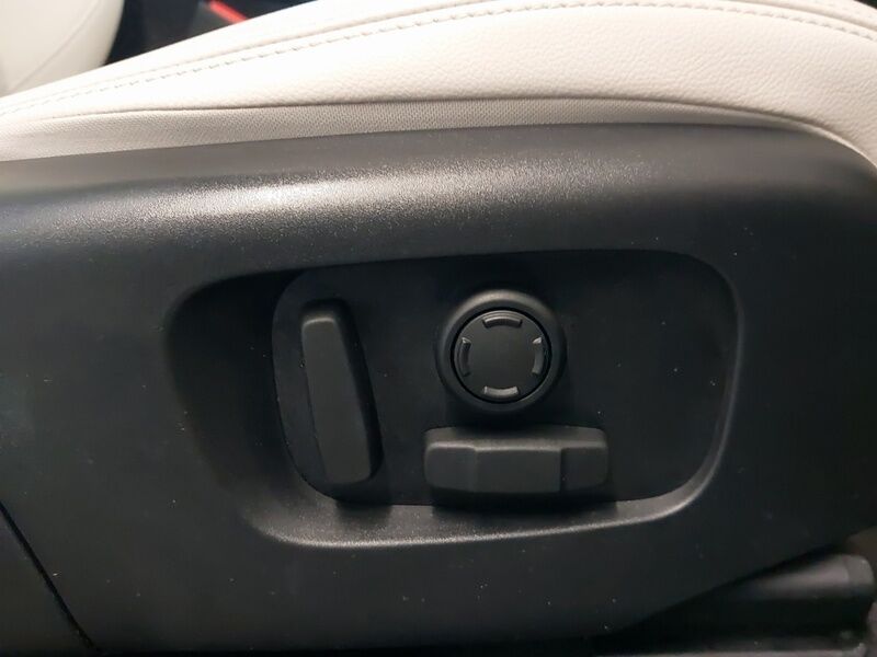 More views of Land Rover Discovery Sport