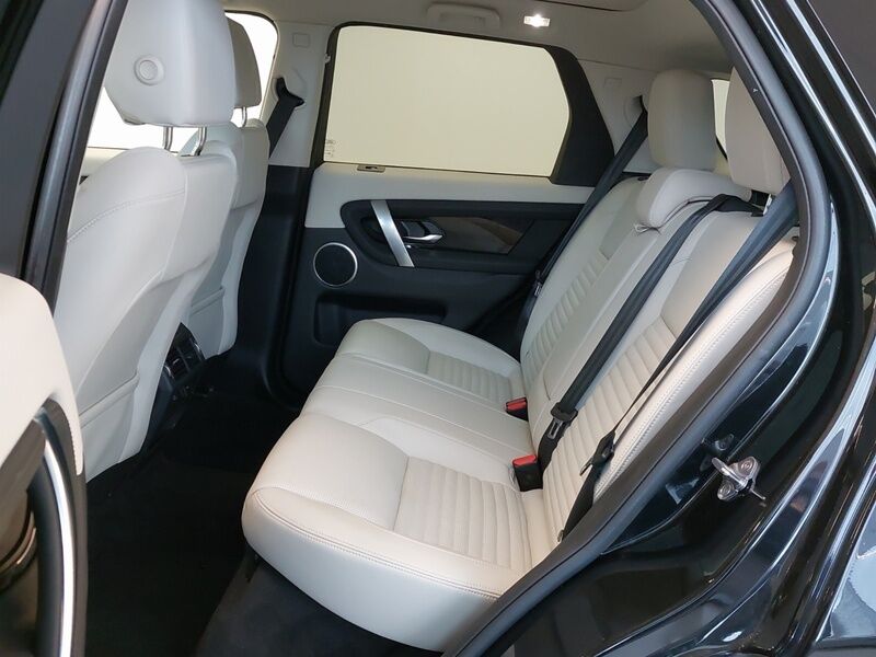 More views of Land Rover Discovery Sport