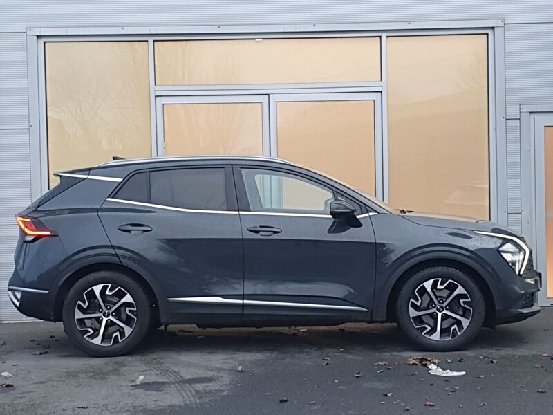 More views of Kia Sportage