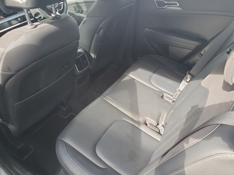 More views of Kia Sportage