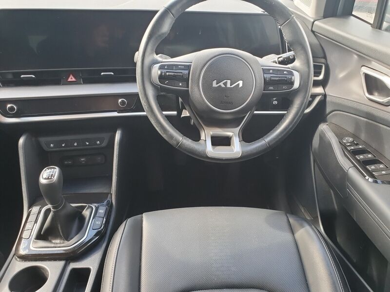 More views of Kia Sportage