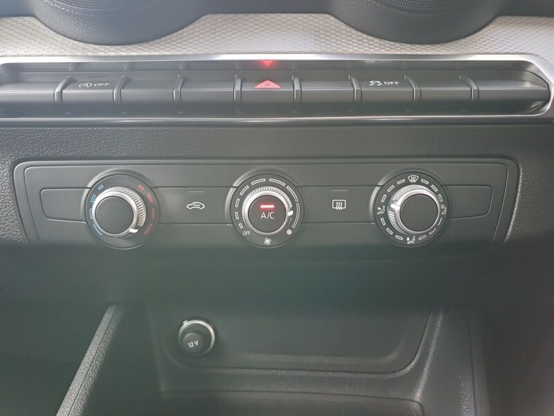 More views of Audi Q2