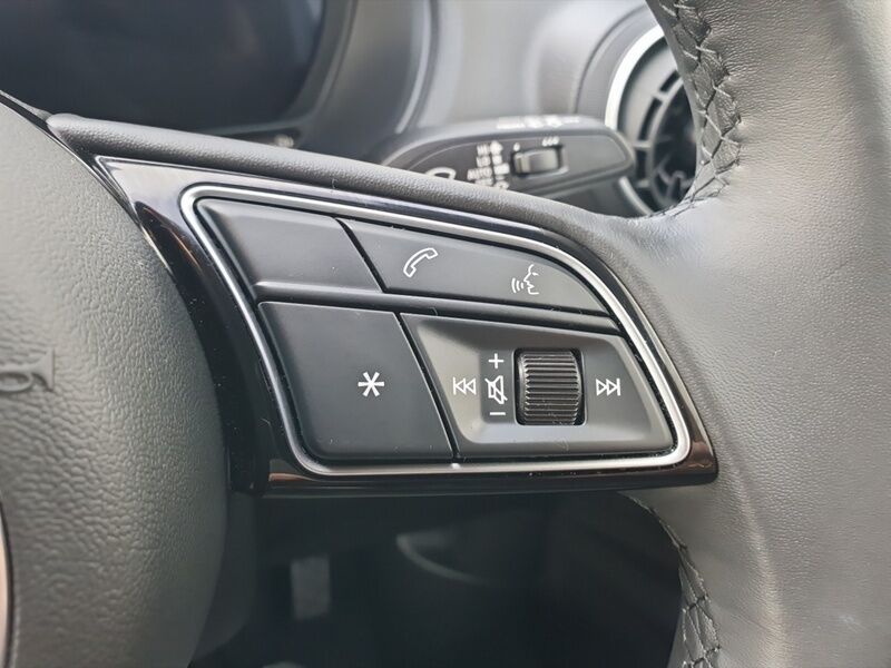 More views of Audi Q2