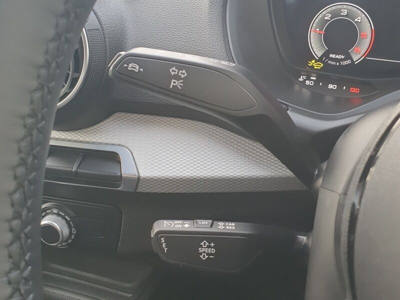 More views of Audi Q2